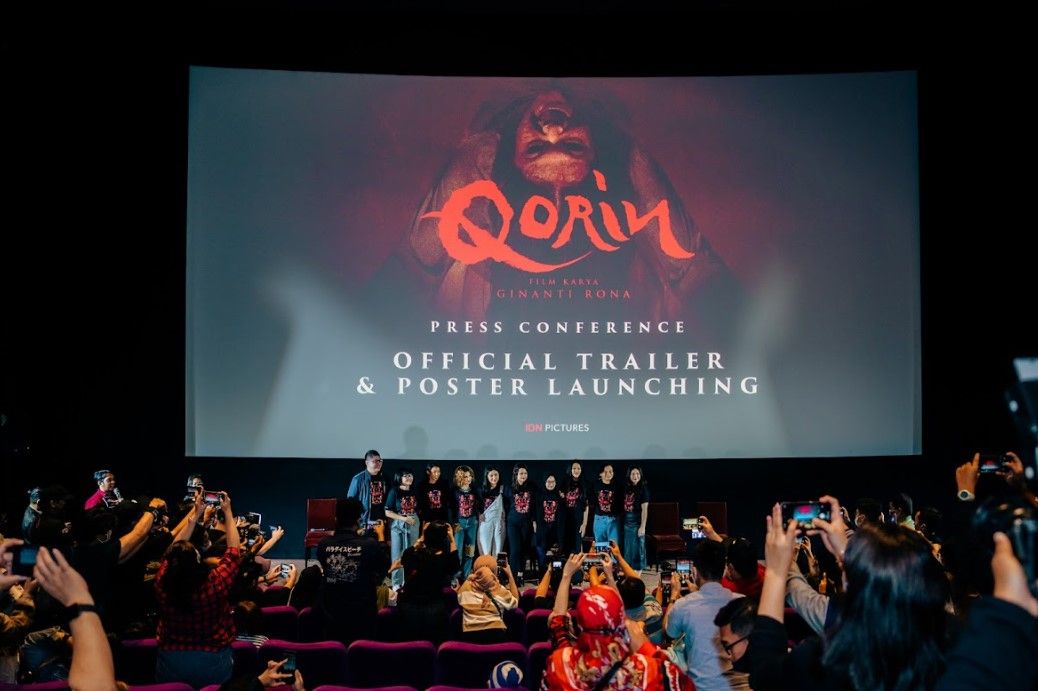 IDN Pictures resmi luncurkan trailer film horor terbaru bertajuk Qorin, ceritakan kisah ritual sesat di asrama putri.