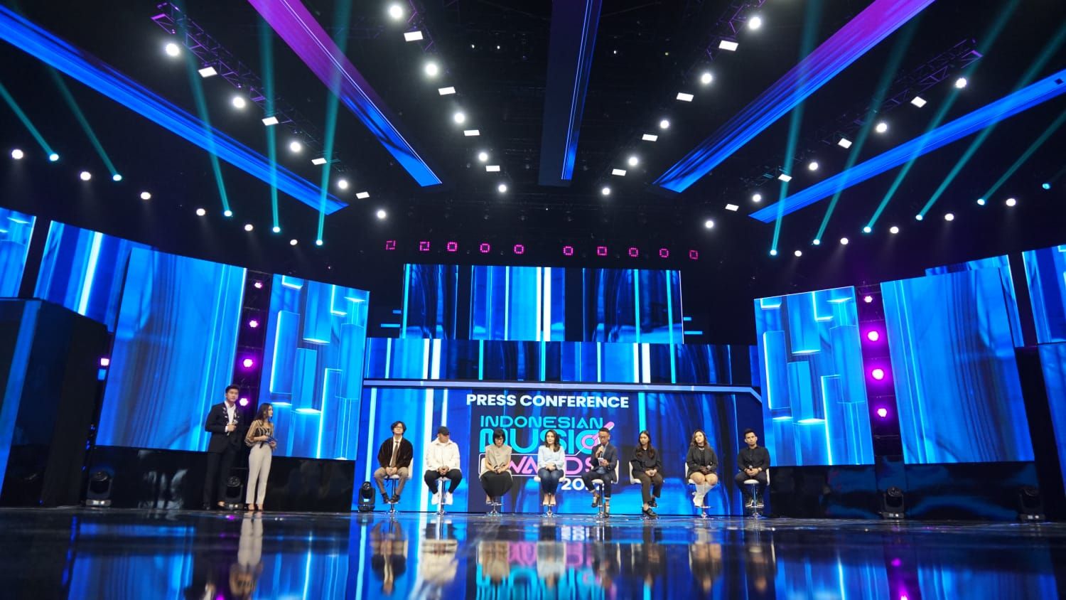 Indonesian Music Awards 2022 siap digelar. Ini daftar kategori dan nominasinya yang bertabur musisi-musisi Tanah Air. 