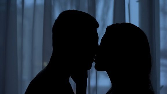 Begini 3 cara yang bisa dilakukan untuk membangkitkan gairah perempuan dalam melakukan hubungan suami istri.