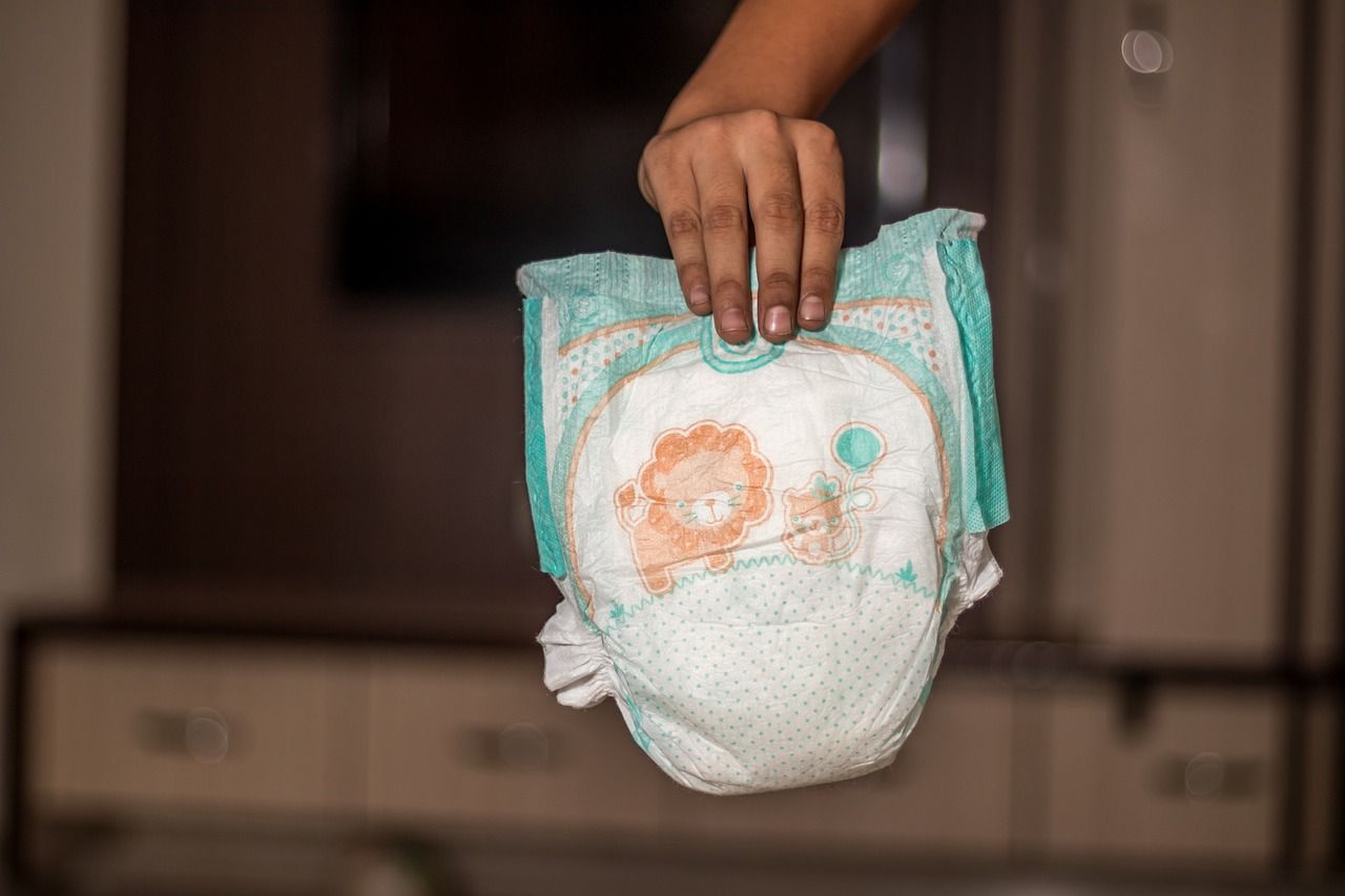 Kawan Puan, ini tips hemat membeli popok bayi sekali pakai yang bisa diterapkan para ibu. Yuk, simak apa saja!