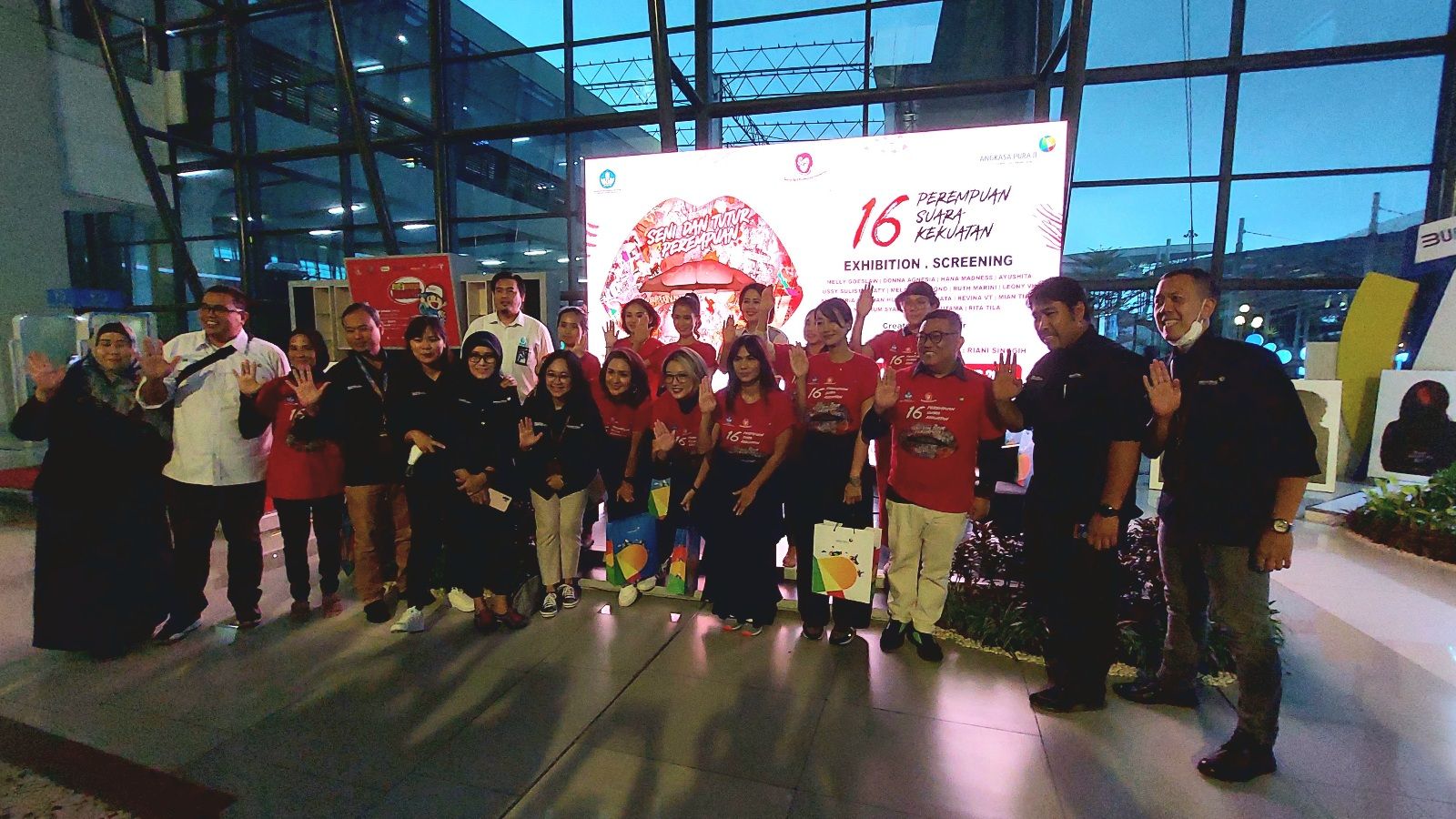 Peringati kampanye internasional 16 Hari Anti-Kekerasan terhadap perempuan, Suara Hati Perempuan Foundation gelar pameran Seni dan Tutur Perempuan.
