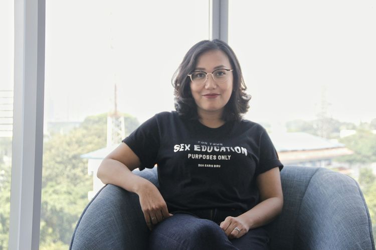 Film Like & Share tayang di Gala Premiere Jakarta pada Selasa (29/11/2022), Gina S. Noer sampaikan isu perempuan di era digital.