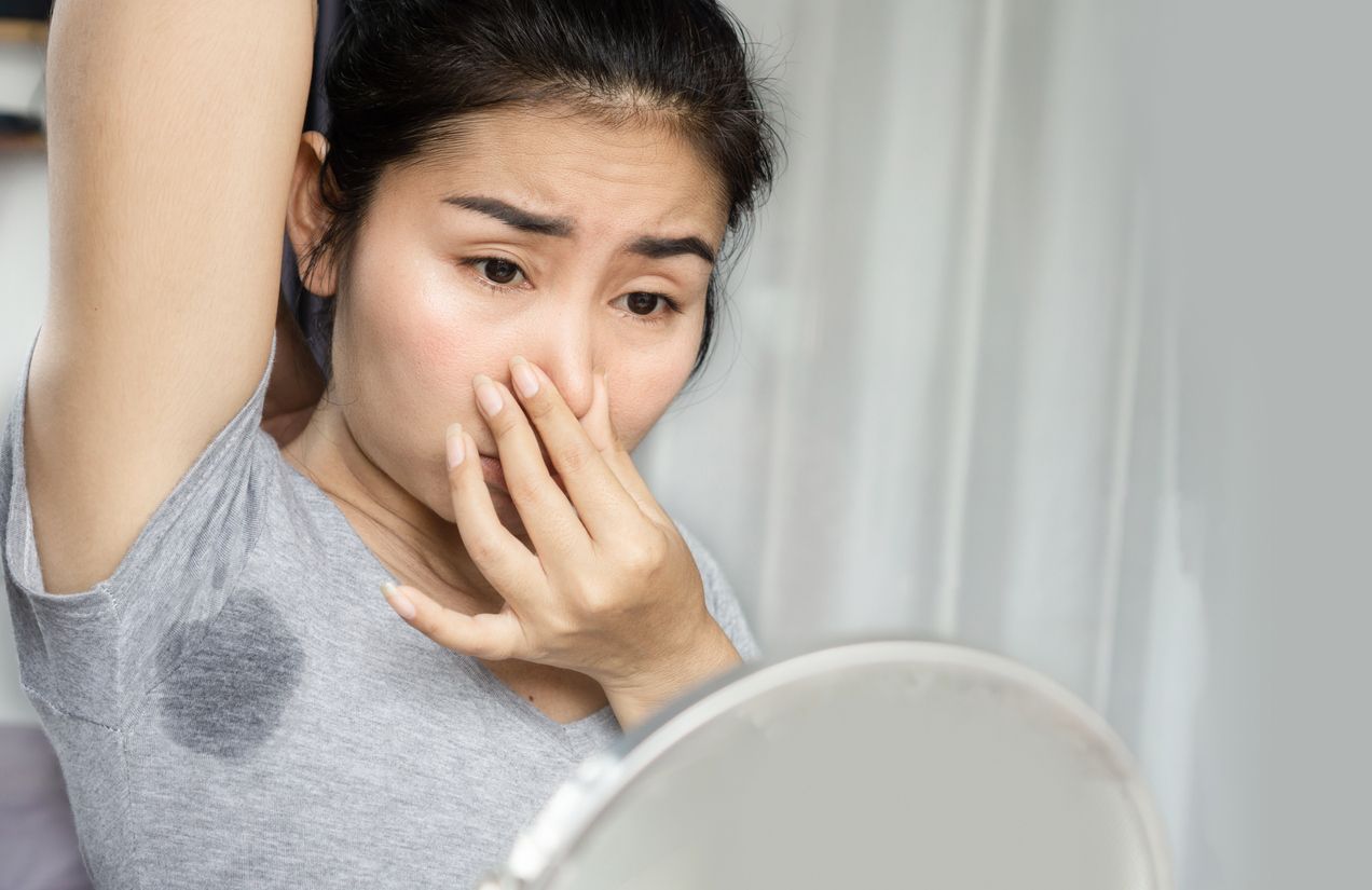 Berikut ini lima tips merawat kulit ketiak dengan tepat. Wajib dilakukan karena ketiak juga butuh perhatian!