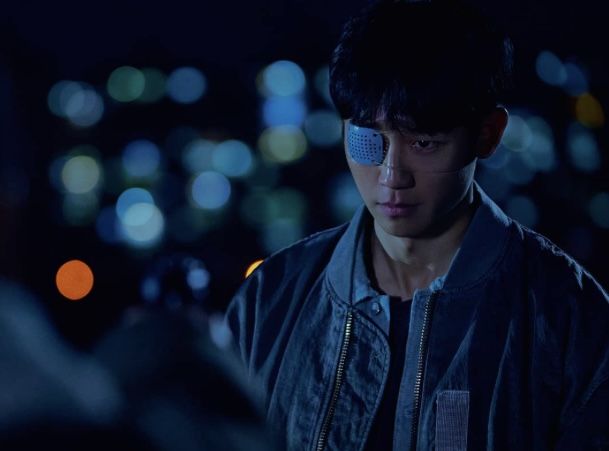 Tayang di platform streaming Disney+ Hotstar mulai 7 Desember 2022 simak sinopsis series Connect, cerita Jung Hae In cari matanya yang hilang.