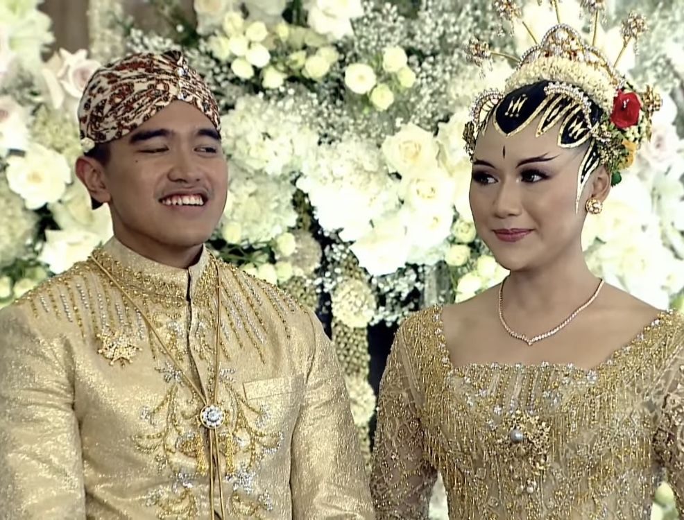 Pernikahan Kaesang dan Erina Gudono, lakukan upacara panggih hingga sungkem pada kedua orang tua. Simak!