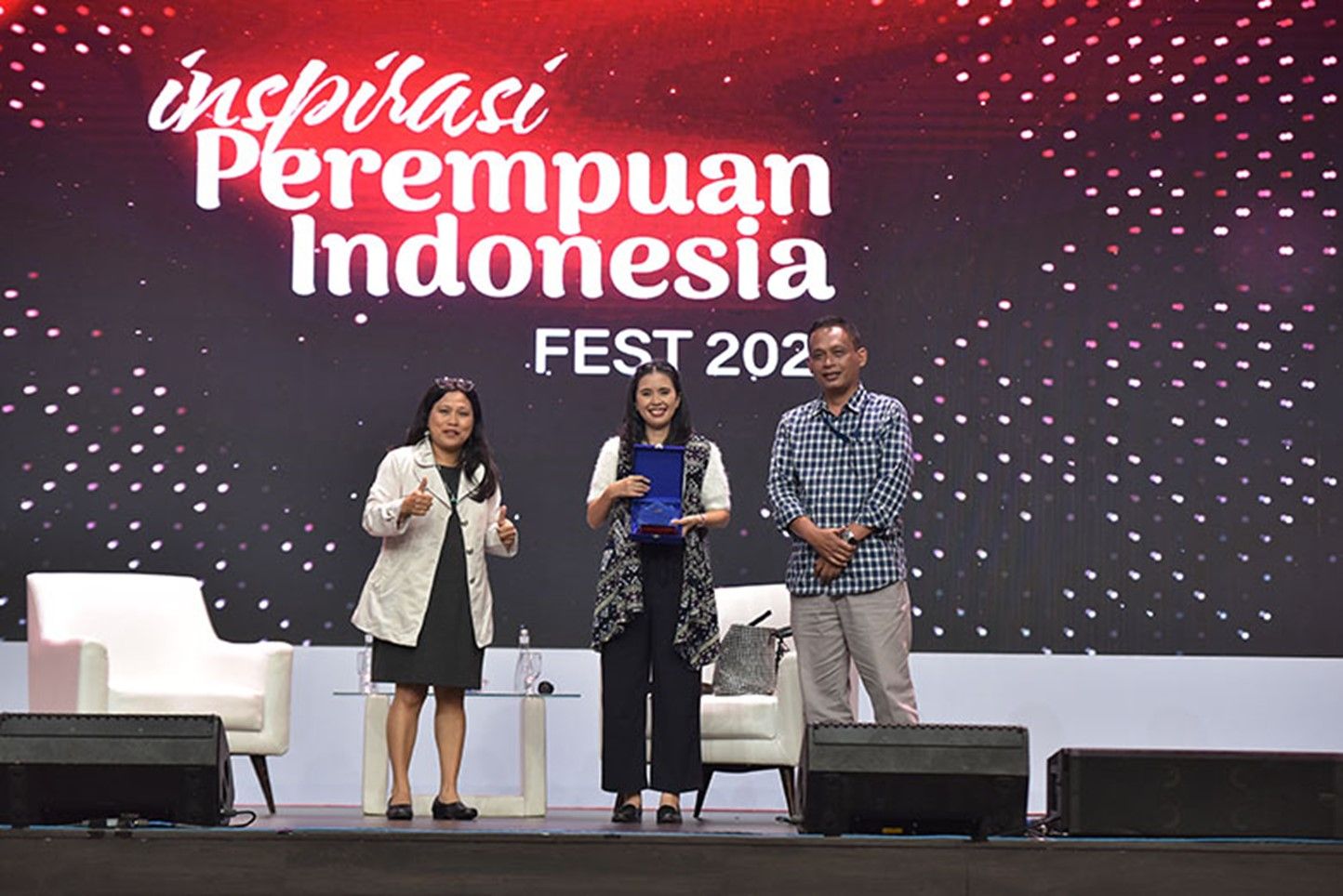 Inspirasi Perempuan Indonesia Fest 2022digelar dalam bentuk festival yang dibuka untuk umum secara gratis yang meliputi talkshow...