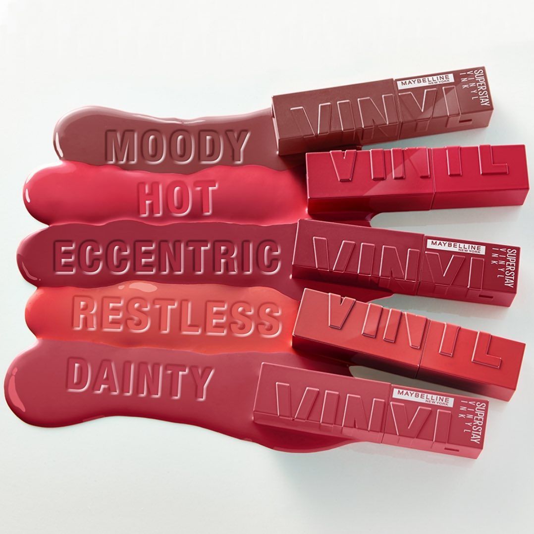 Maybelline Superstay Vinyl Ink jadi salah satu produk lip cream tahan lama dan transferproof yang viral di TikTok. Ini reviewnya oleh tim PARAPUAN.