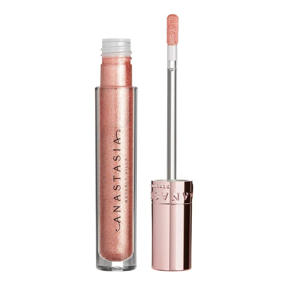 Untuk mendapatkan riasan bibir yang berkilau, Kawan Puan perlu memilih produk seperti lip gloss. Ini rekomendasi lip gloss dari brand high end.