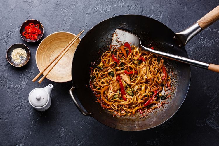 Simak, ini tips memasak cepat siu mie atau mi panjang, hidangan khas untuk rayakan Tahun Baru Imlek 2023