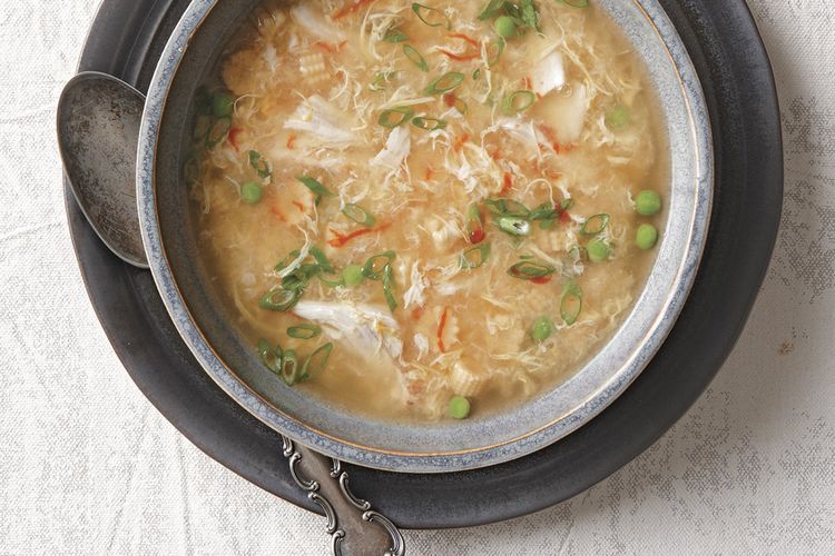 Tips memasak cepat sup kepiting, hidangan hangat untuk keluarga saat merayakan Tahun Baru Imlek 2023.