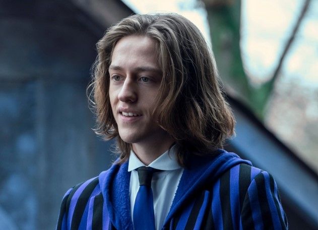 Percy Hynes White, bintang serial Wednesday, dituduh melakukan kekerasan seksual pada perempuan di bawah umur.