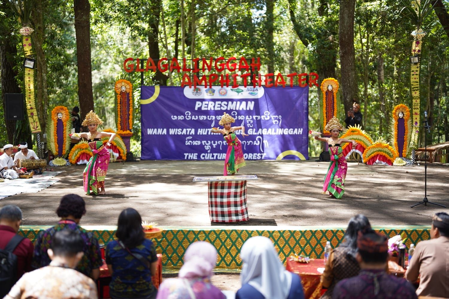 Geliat pariwisata tanah air mulai menunjukkan tren positif. Pengembangan empat belas desa wisata di tujuh provinsi. Ini dia daftarnya,