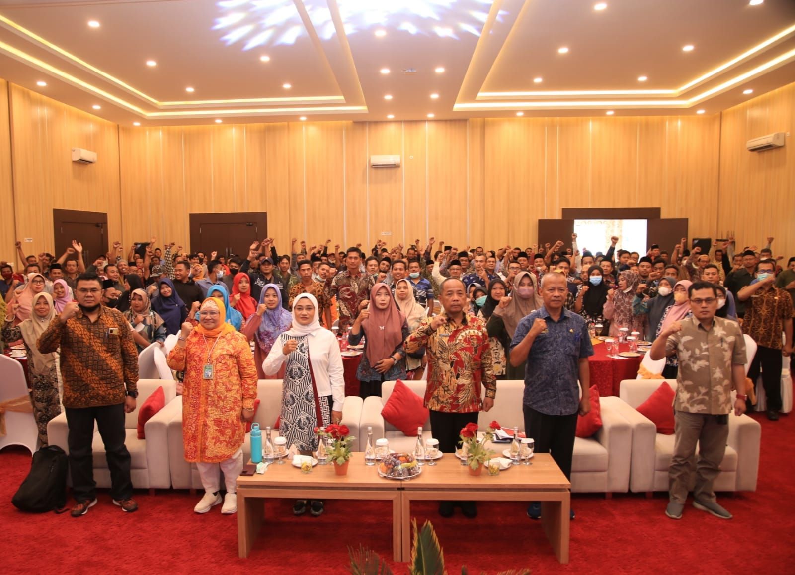 Demi mempersiapkan masyarakat hadapi pascapandemi, Kementerian Ketenagakerjaan adakan acara yang mempertemukan pencari kerja dan pelaku usaha.