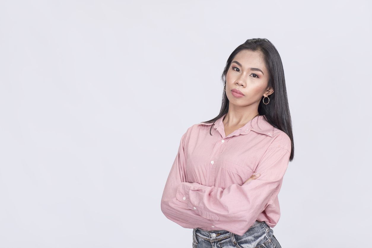Berikut ini lima rekomendasi blouse yang cocok sebagai outfit ke kantor mulai harga Rp160 ribuan simak selengkapnya