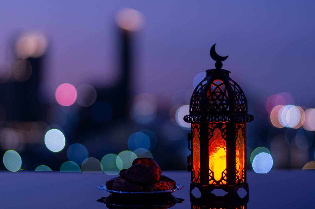 Muhammadiyah telah menetapkan awal puasa Ramadan 2023 jatuh pada tanggal 23 Maret dan Lebaran 2023 tanggal 21 April. Simak informasi selengkapnya!