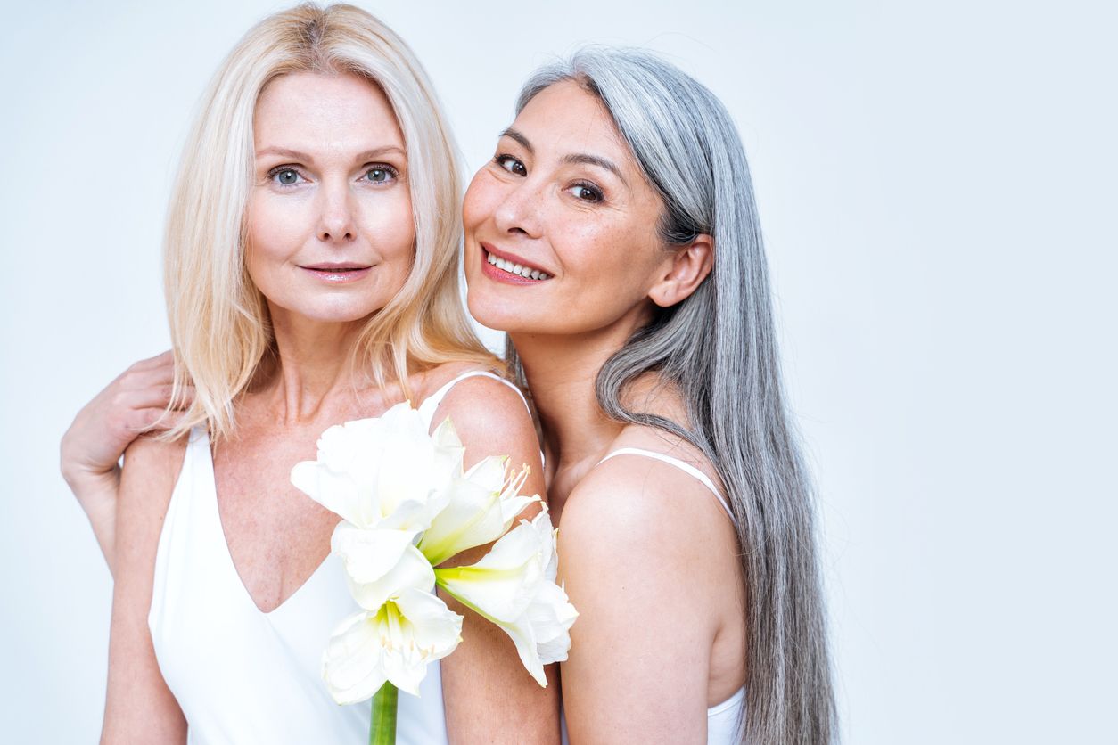 Dalam konsep kecantikan, bagaimana seharusnya kita melihat penuaan? Apakah harus anti-aging atau pro-aging?