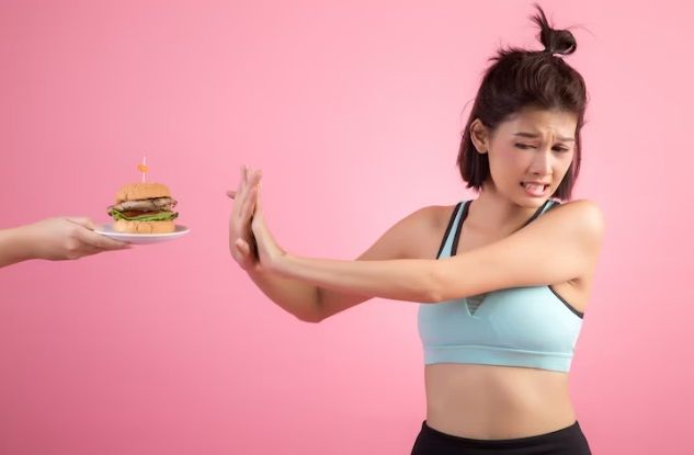  Diet adalah salah satu cara yang bisa kita lakukan untuk menjaga badan tetap ideal. Ini hal-hal yang perlu diperhatikan saat mau diet.