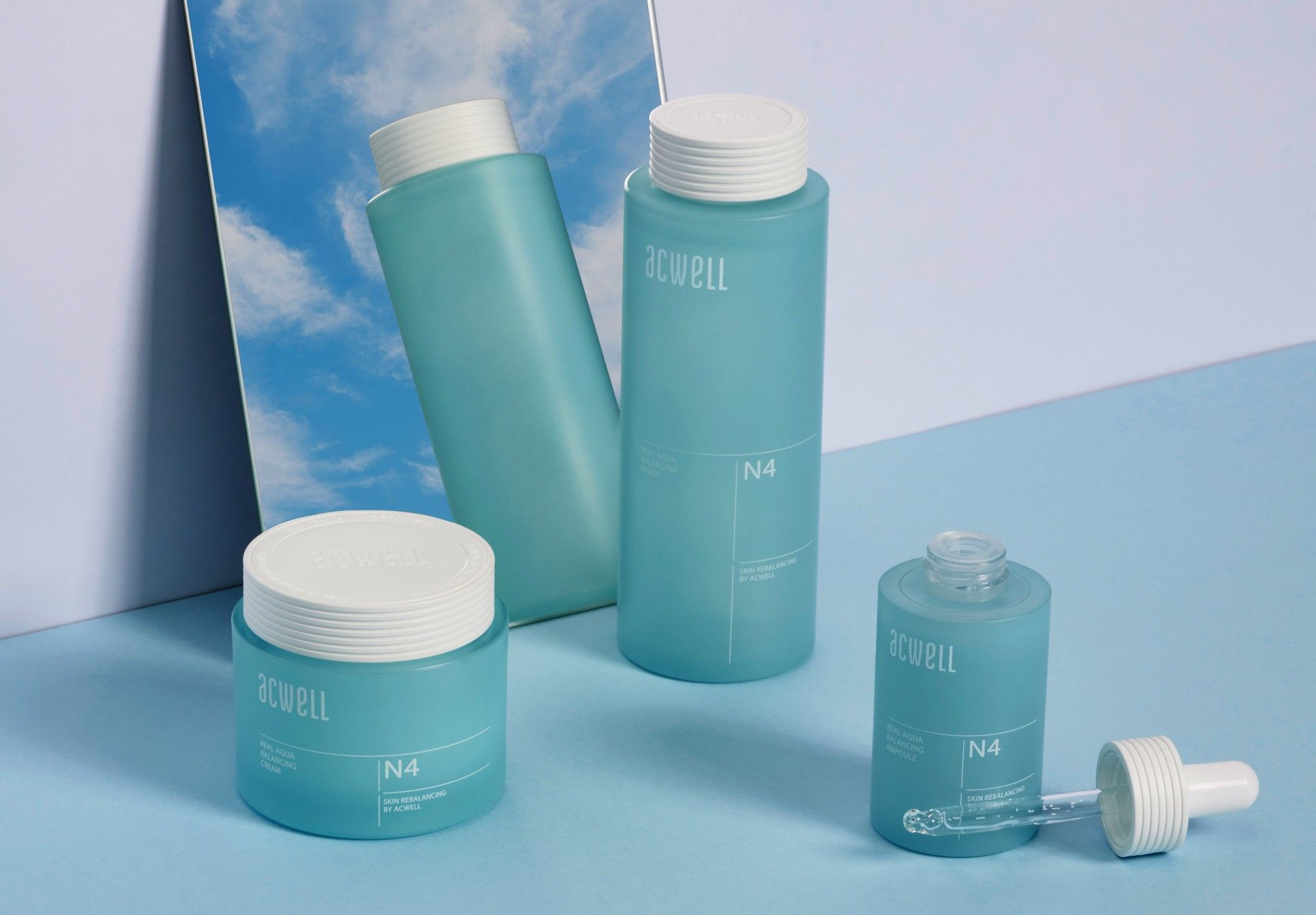 Untuk atasi kulit berminyak dan dehidrasi harus menggunakan skincare yang tepat. Ini rekomendasi skincare Korea yang bisa mengatasinya. 