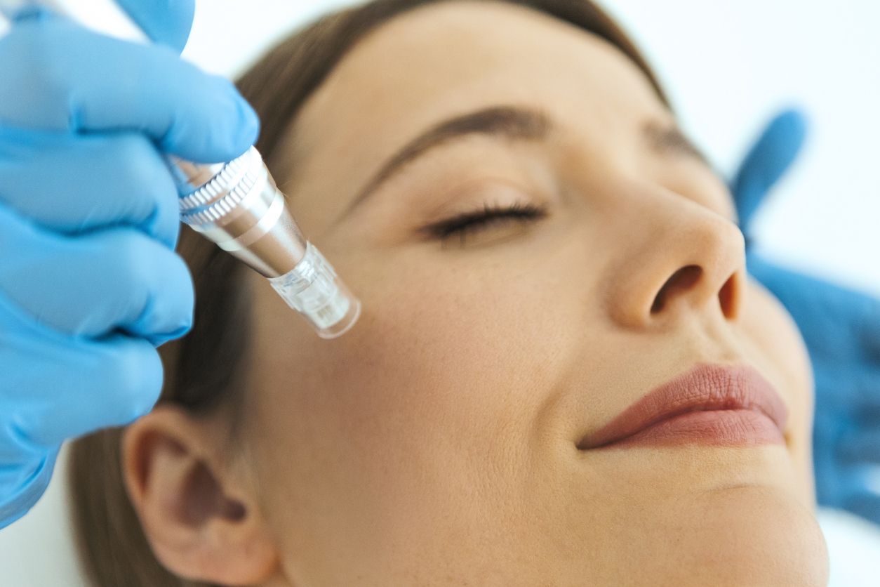 Quickglam Clinic baru saja membuka klinik kecantikan keduanya di Kemang Timur, Jakarta Selatan. Ini rekomendasi perawatan kecantikannya.