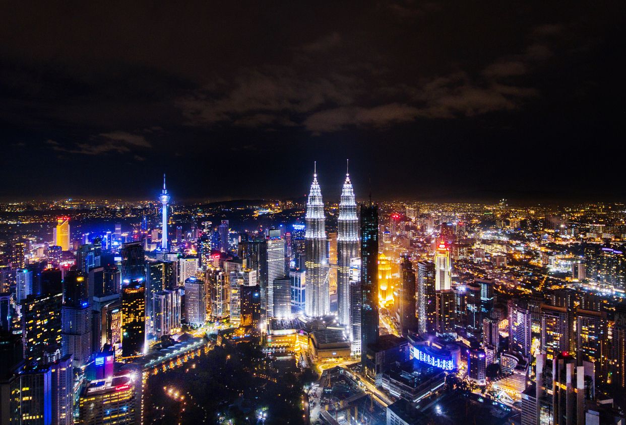 Berikut ini tiga destinasi di Malaysia yang bisa dikunjungi sambil puasa di bulan Ramadan 2023, pastinya hemat. 