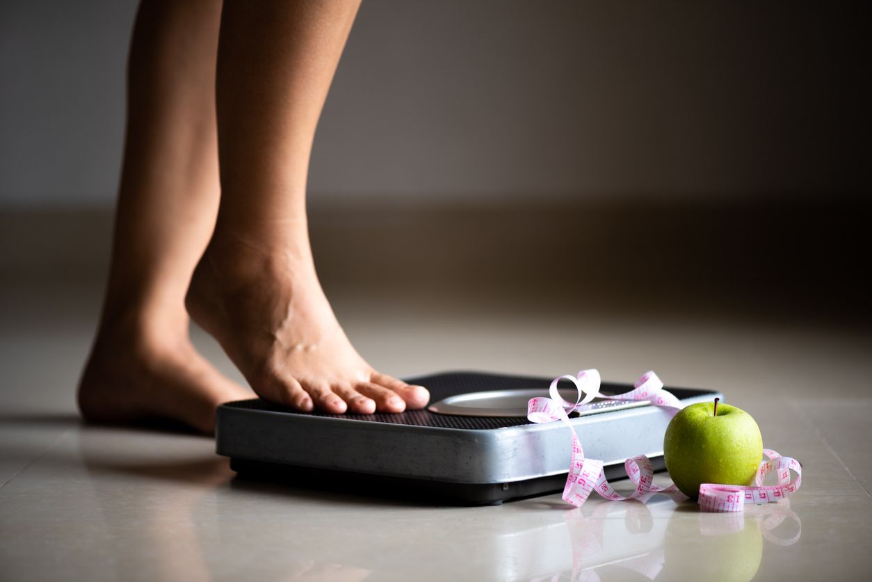 Berikut ini berbagai penyebab berat badan naik setelah Lebaran dan cara mengatasinya. Yuk kita simak lengkapnya.