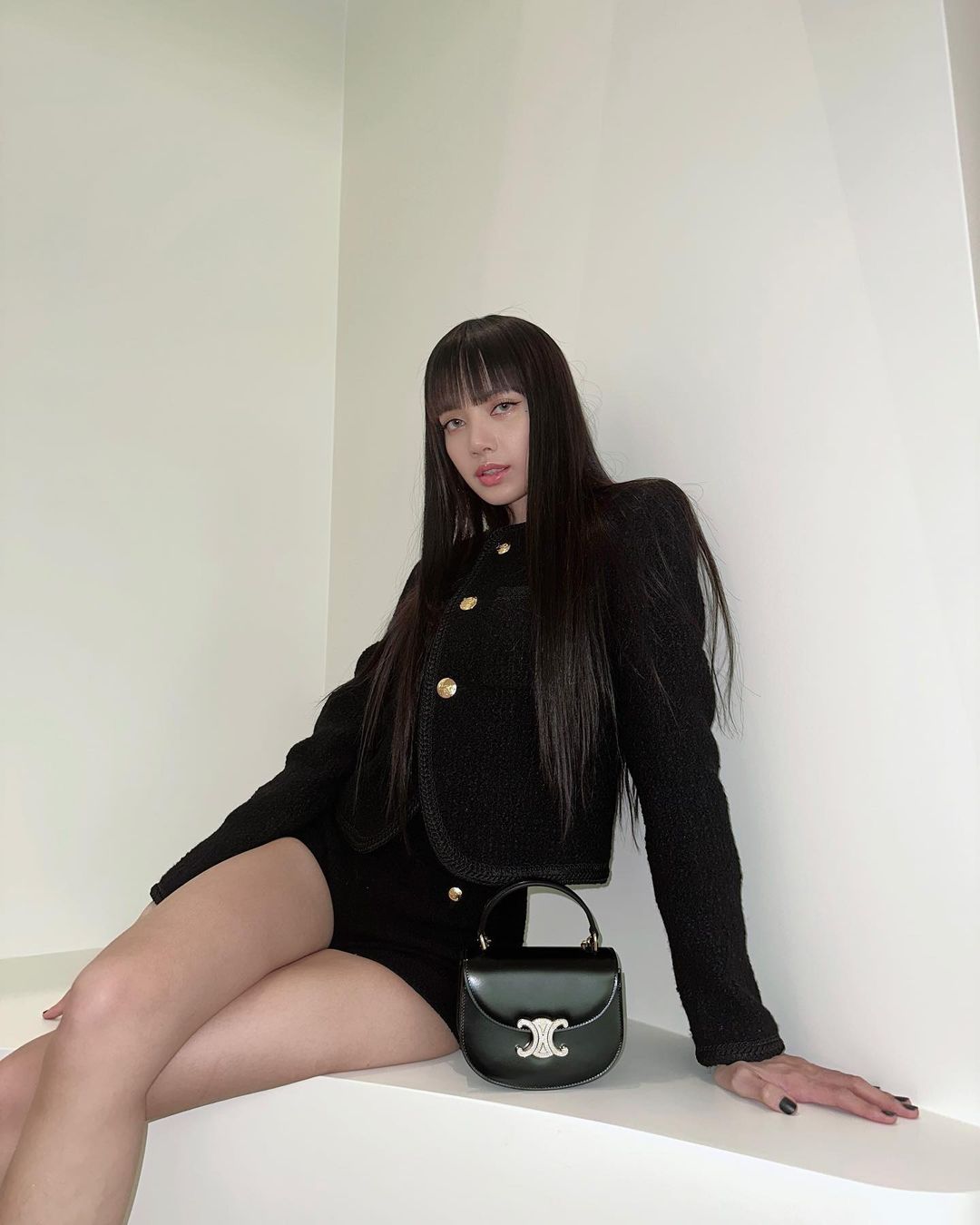 Mulai dari poni Lisa BLACKPINK, klinik kecantikan canggih hingga sunscreen Nivea. Ini berita terpopuler fashion dan beauty.