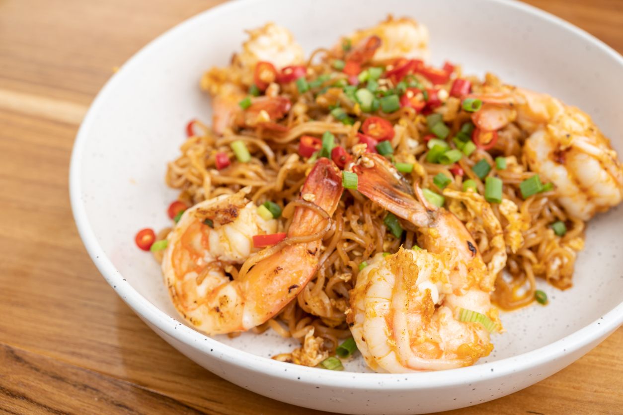 Berikut tiga rekomendasi tempat makan mie pedas, selain Mie Gacoan yang tentunya pakai cabai segar. Simak penjelasannya!