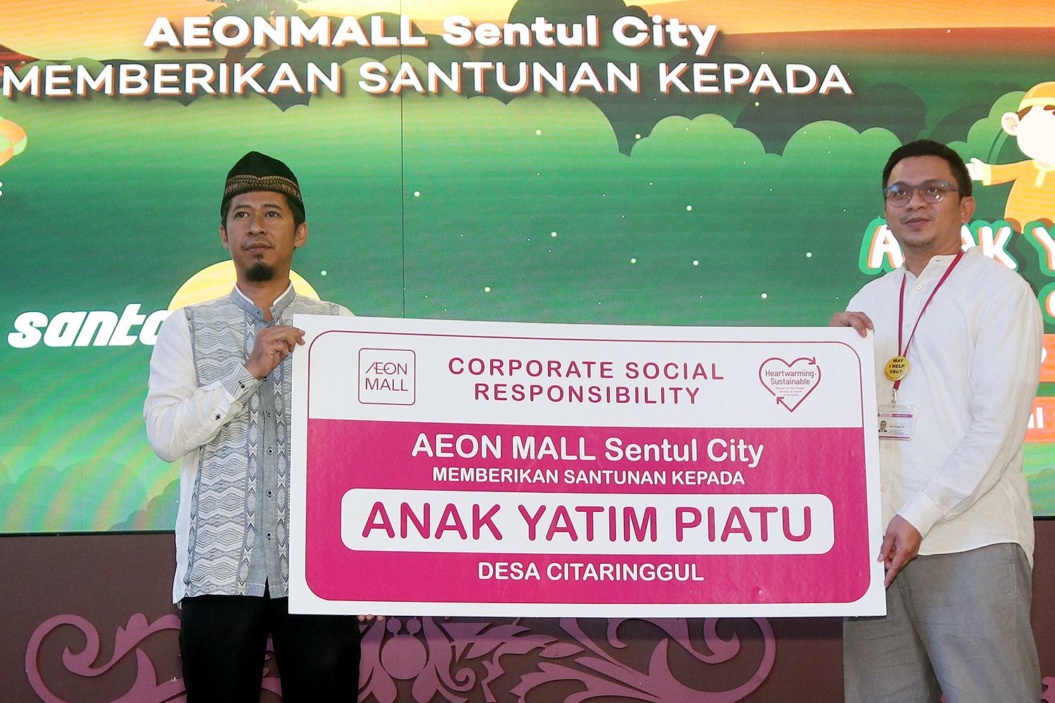 Komitmen berbagi kebaikan di Ramadan diwujudkan AEON MALL Sentul City dengan memberi donasi pada anak yatim piatu dan promo menarik untuk pengunjung.