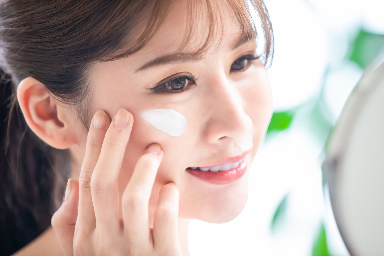 Kepala  Badan Penanggulangan Bencana Daerah anjurkan penggunaan sunscreen di tengah cuaca ekstrem, ini lima rekomendasi sunscreen selengkapnya. 