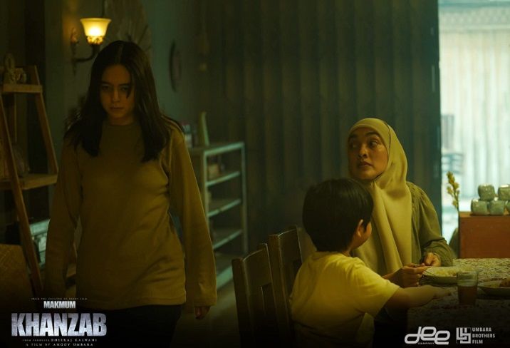 Sudah tayang di bioskop mulai 19 April 2023, berikut ini sederet daftar pemain film Khanzab. Ada Tika Bravani.