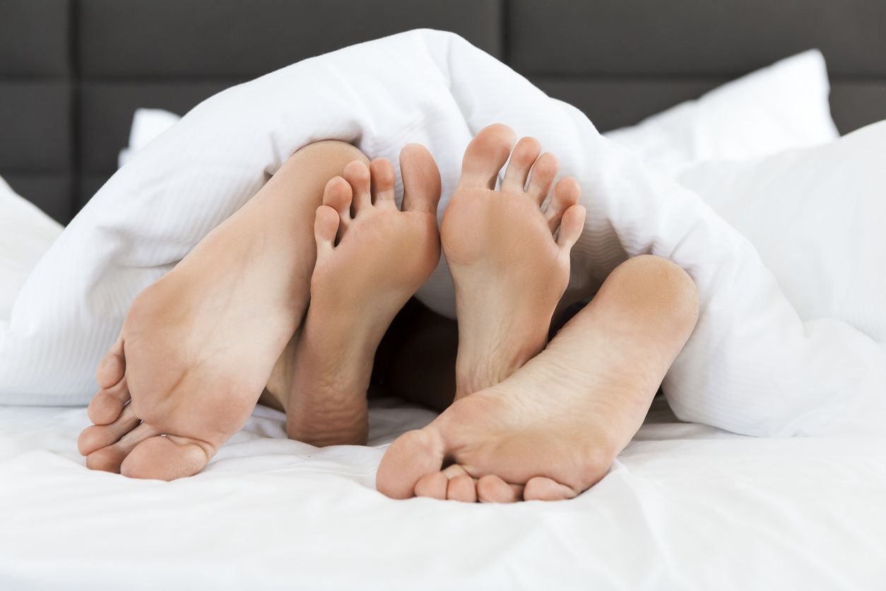 Kabar perselingkuhan Virgoun viral di TikTok. Nyatanya berganti pasangan seksual bisa berdampak buruk bagi kesehatan, simak!