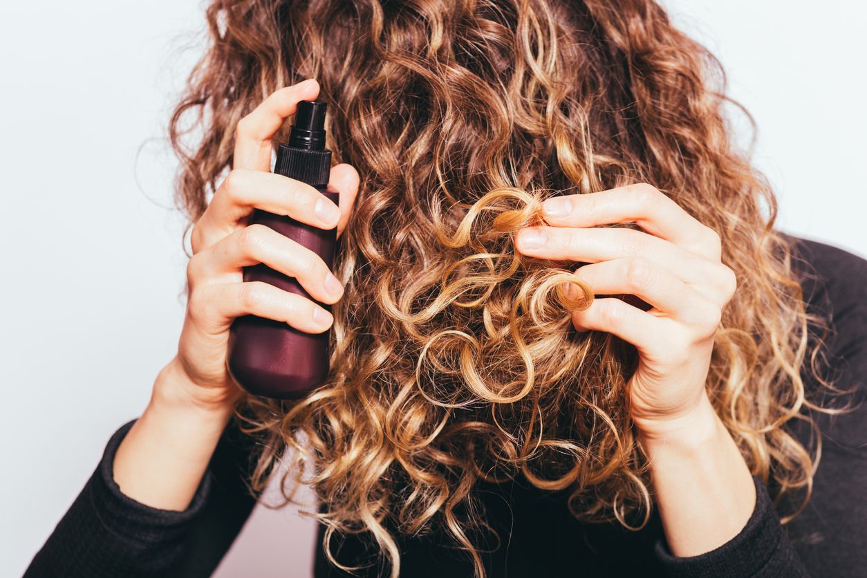 Ada banyak tips perawatan rambut yang viral di TikTok. Namun apakah semuanya benar bermanfaat? Ini kata ahli.