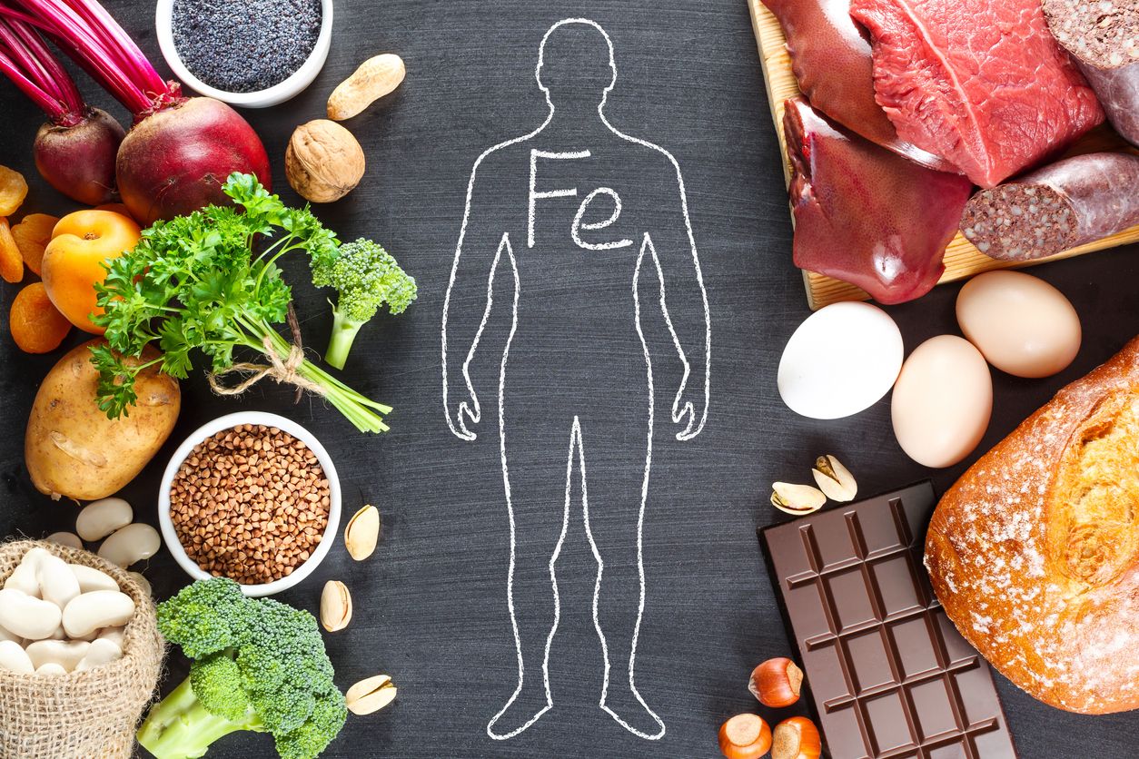 Berikut ini daftar makanan yang baik dikonsumsi setelah donor darah, mulai zat besi, vitamin C, dan vitamin B