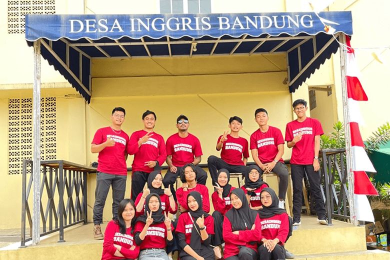Kampung Inggris Bandung hadirkan pengalaman belajar Bahasa Inggris dengan fasilitas asrama.