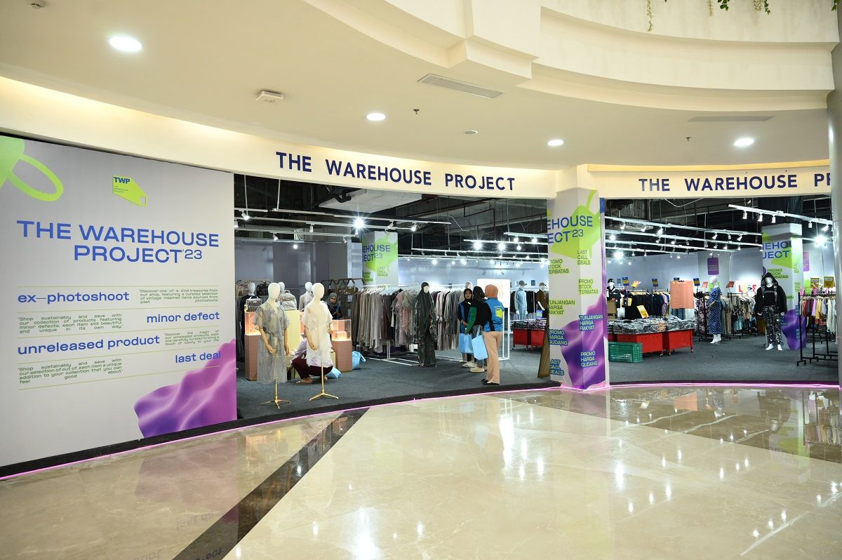 Bazar brand lokal The Warehouse Project di Margo City Depok
