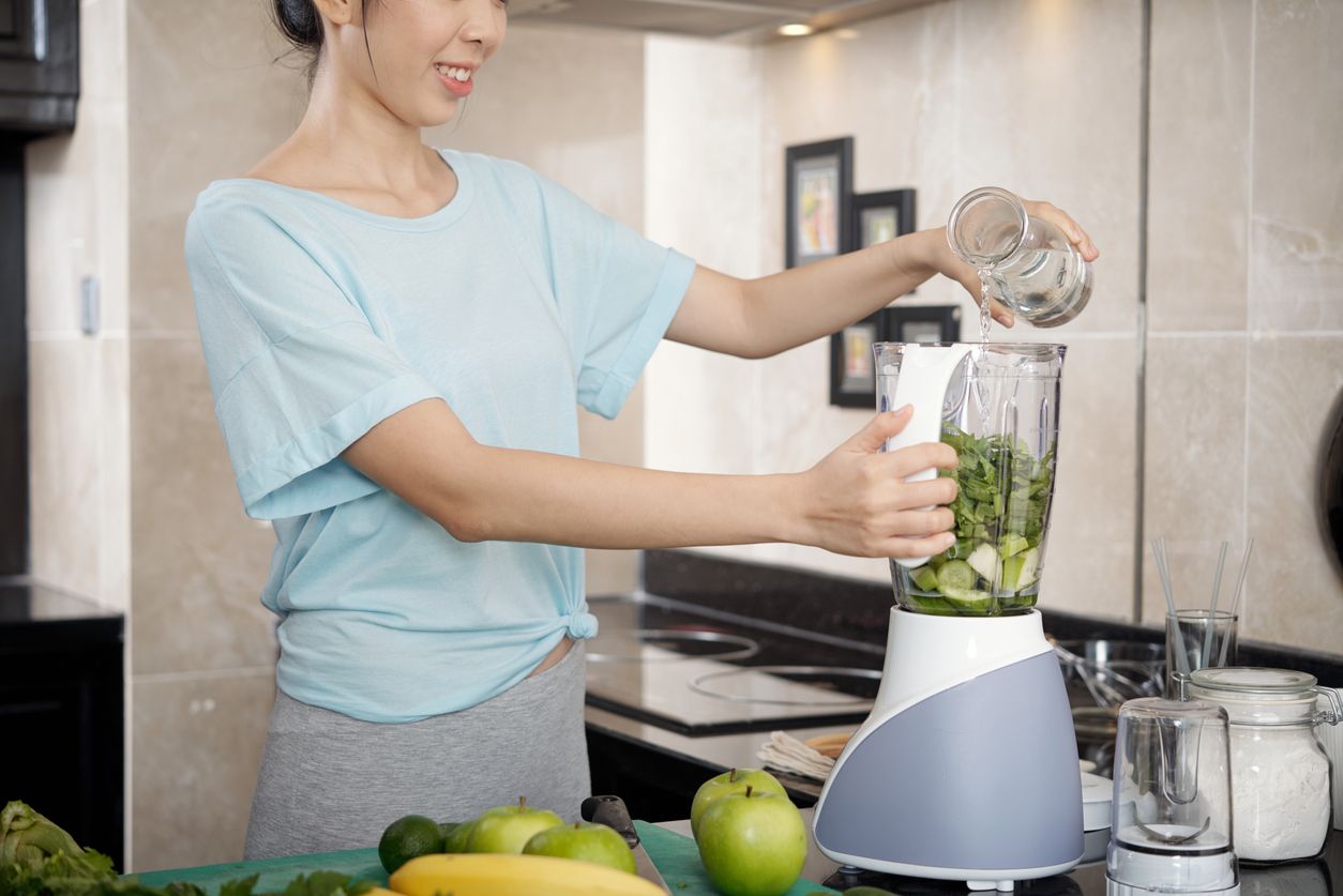 Dibandingkan blender plastik, blender kaca lebih banyak diminati. Ternyata ini lima keunggulan dari blender kaca.