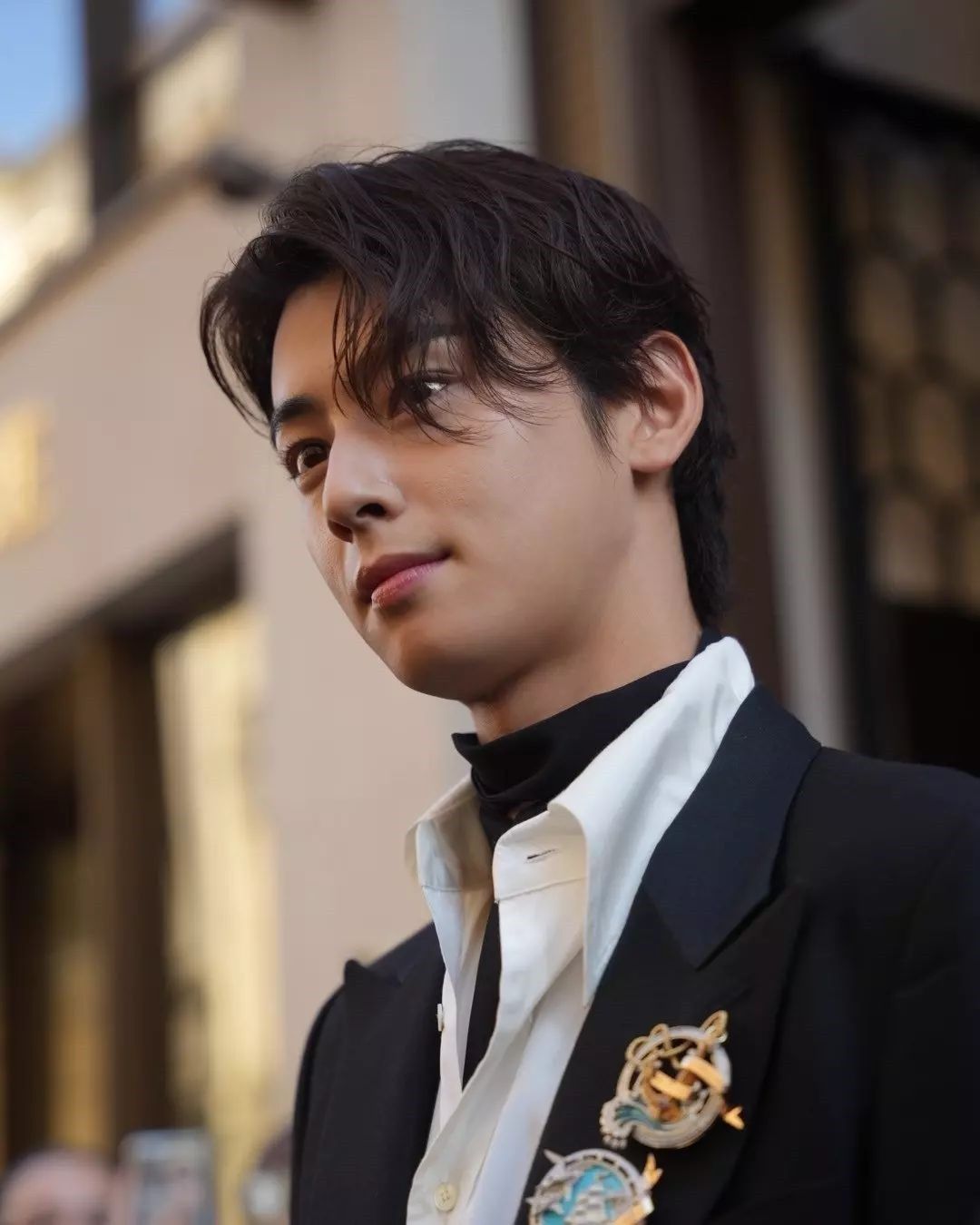 Mulai dari Cha Eun Woo jadi brand ambassador hingga cara memilih gua sha. Ini berita terpopuler fashion dan beauty.
