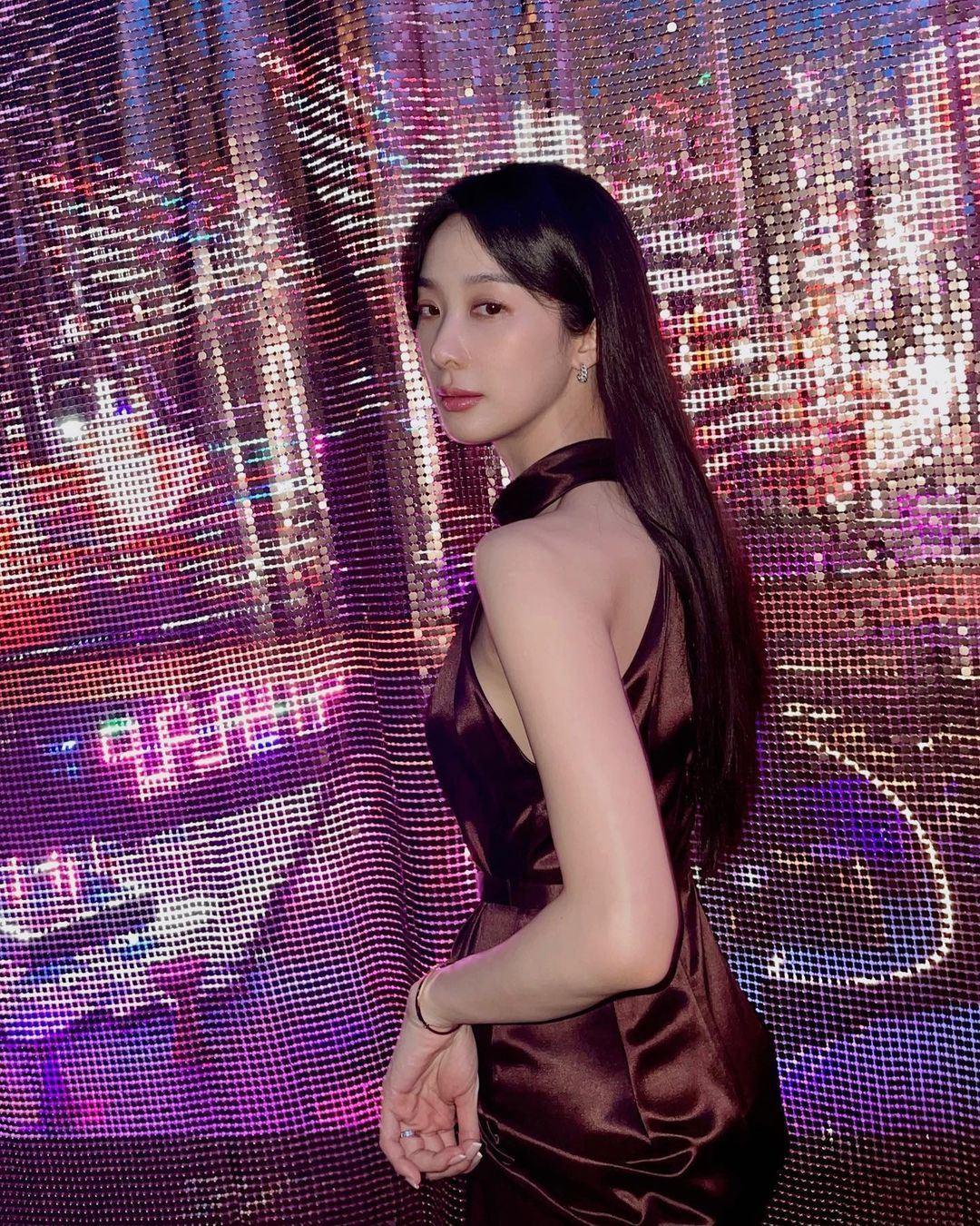 Mulai dari gaya anggun Lee Chung Ah hingga penjelasan BPOM tentang kandungan sunscreen viral. Ini berita terpopuler fashion dan beauty.