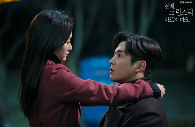 Viral di medsos, berikut ini daftar pemain di sinopsis series She Would Never Know yang tayang di Netflix.