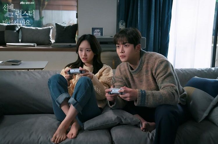 Ini dia sinopsis series She Would Never Know, drakor Roowon dan Won Jin Ah yang kembali viral di medsos tentang cinta diam-diam.