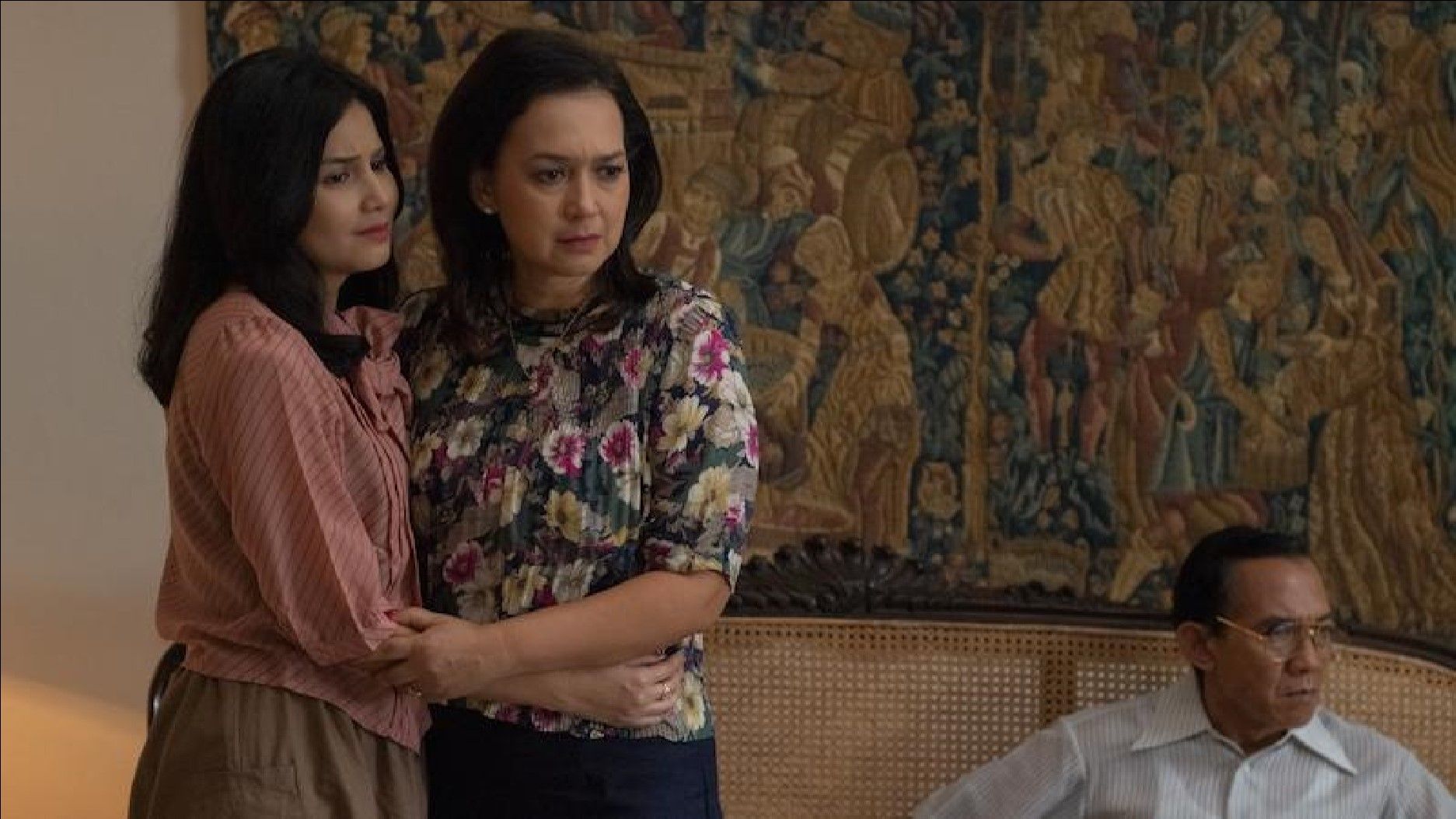 Tayang di Netflix dan jadi bagian semesta NKCTHI, berikut review film Hari Ini Akan Kita Ceritakan Nanti yang tampilkan perempuan berdaya.