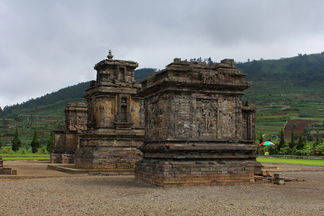 Berikut ini rekomendasi tempat wisata di Dieng yang kini sedang ada fenomena embun es hingga viral di TikTok
