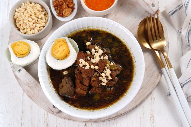 Rawon menjadi makana  terenak dunia versi Taste Atlas, ternyata begini cara membuat rawon dan nikmat.