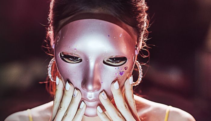Kawan Puan, berikut ini daftar pemain dalam sinopsis series Mask Girl. Untuk lebih jelasnya, yuk simak ulasan berikut.