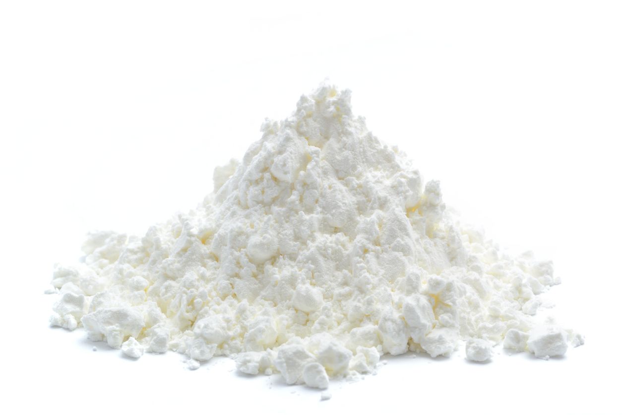 Berikut 5 manfaat tepung maizena bagi rambut, termasuk bisa mengatasi rambut lepek dan membuat kulit kepala jadi lebih sehat. Simak!