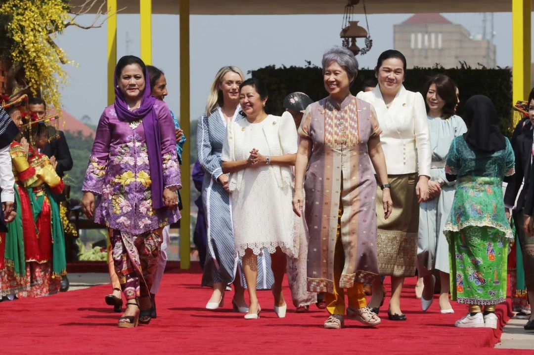 Mulai dari gaya Iriana Jokowi di KTT ASEAN 2023 hingga mesin kopi rumahan. Ini berita terpopuler fashion dan beauty.