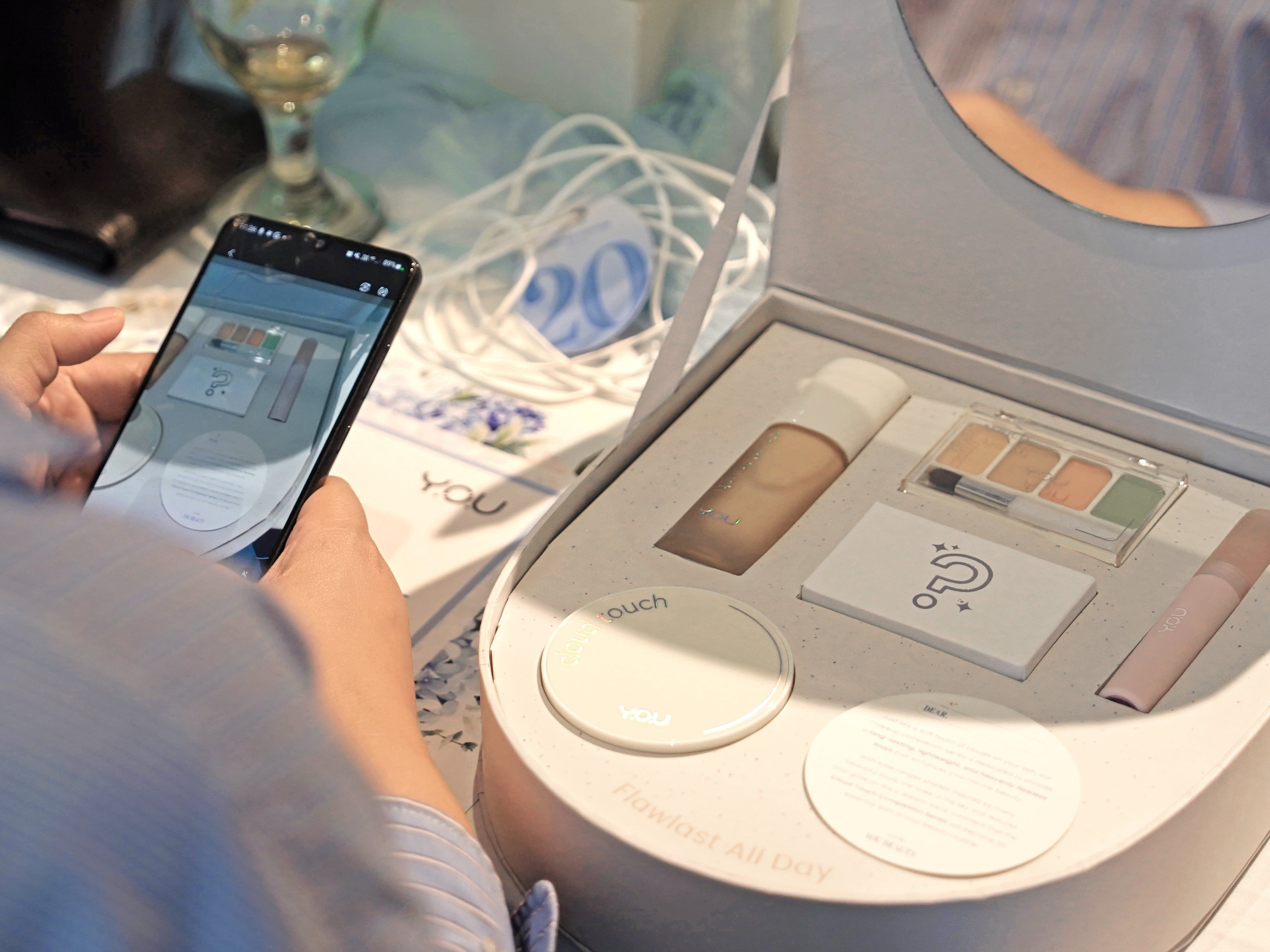 Berikut ini tiga rekomendasi complexion lokal untuk tampilan natural ala Korea bernama YOU Cloud Touch Complexion Series