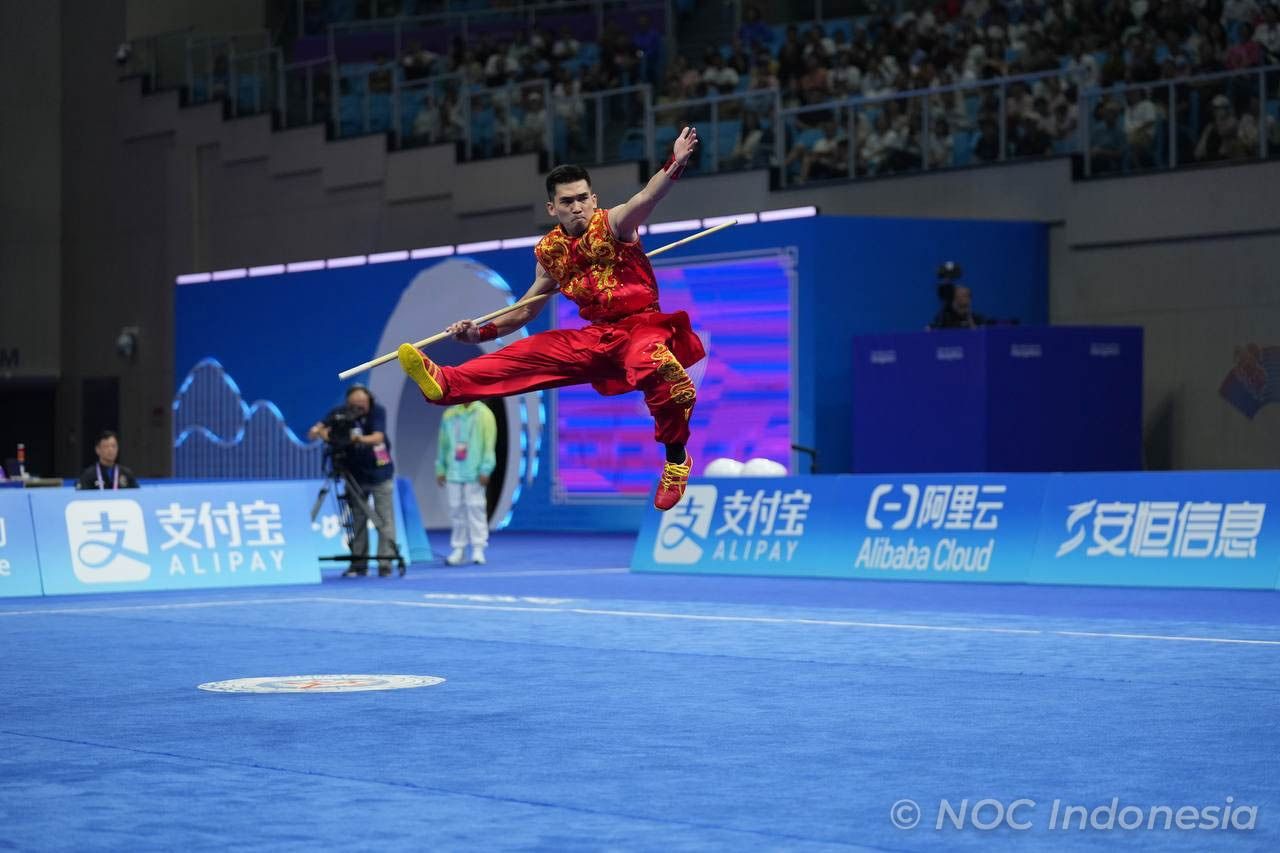Indonesia berhasil meraih medali emas di Asian Games 2023 cabang olahraga wushu. Kenali manfaatnya untuk kesehatan.