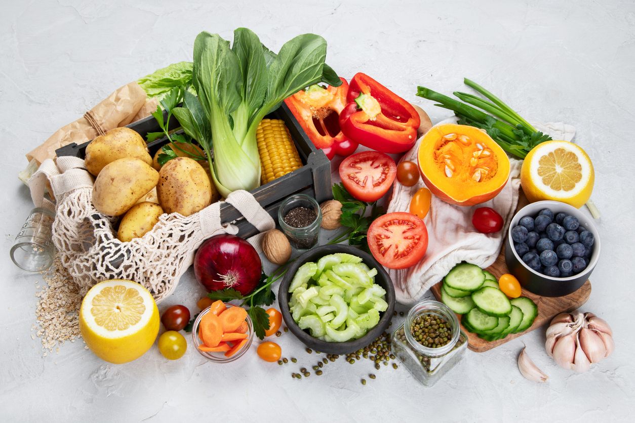 Berikut ini berbagai keuntungan menjadi seorang vegetarian bagi kesehatan mental, mulai meningkatkan suasana hati hingga kesehatan otak