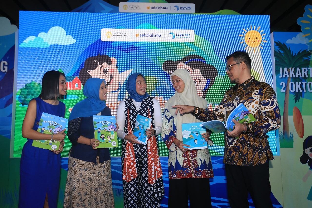Ajarkan anak bijak air sejak ini, ini program edukasi air bagi siswa Sekolah Dasar (SD) bertema Pahlawan Cilik Bijak Air.